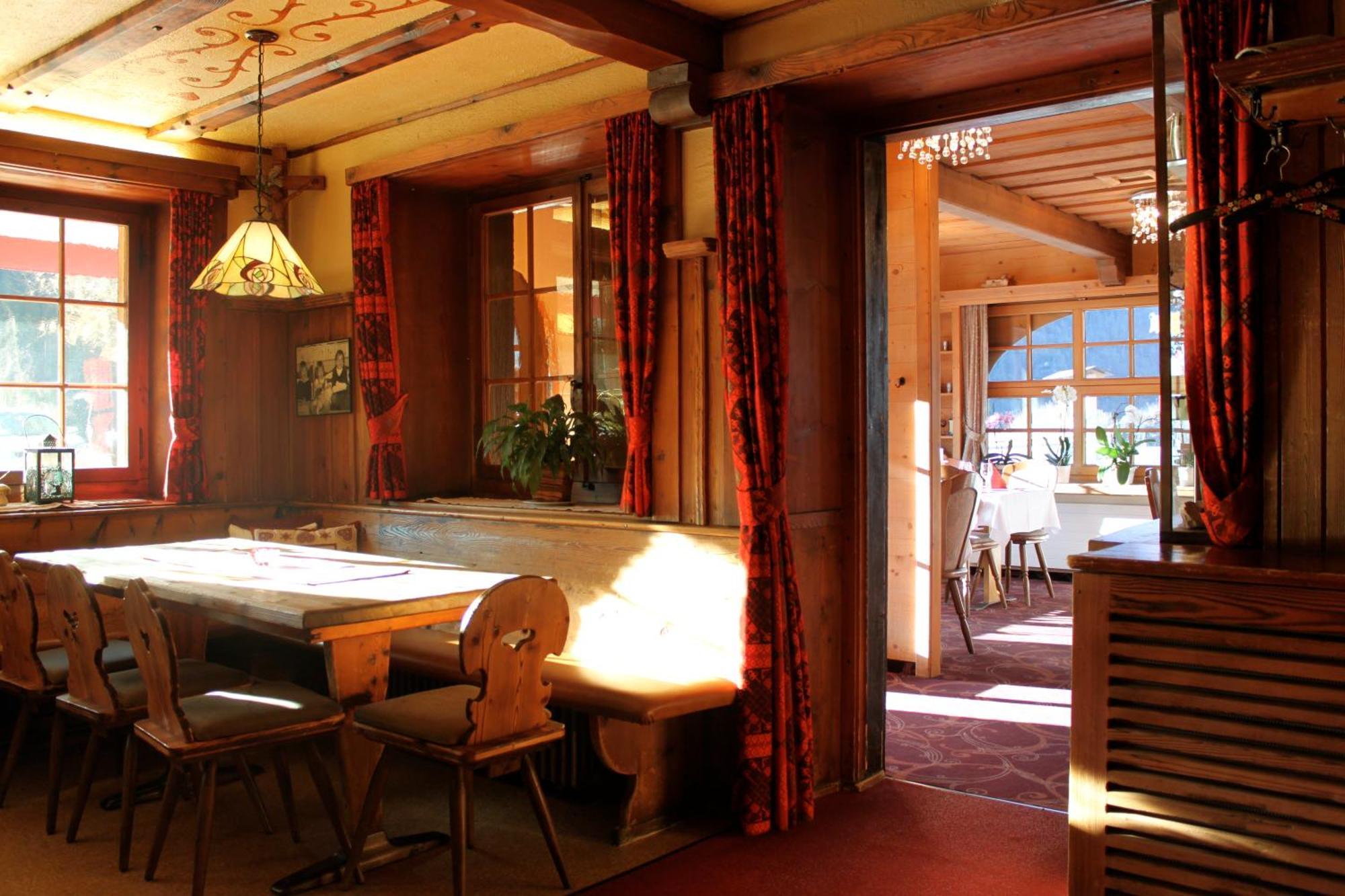 Hotel Soliva Седрён Экстерьер фото